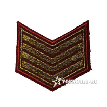 Курсовка (4 курс) вышитая золотистой нитью красная